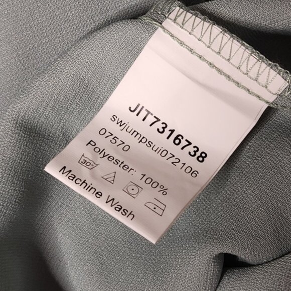 NWOT Shein Sage Green Cutout Romper Size Small - Picture 4 of 6